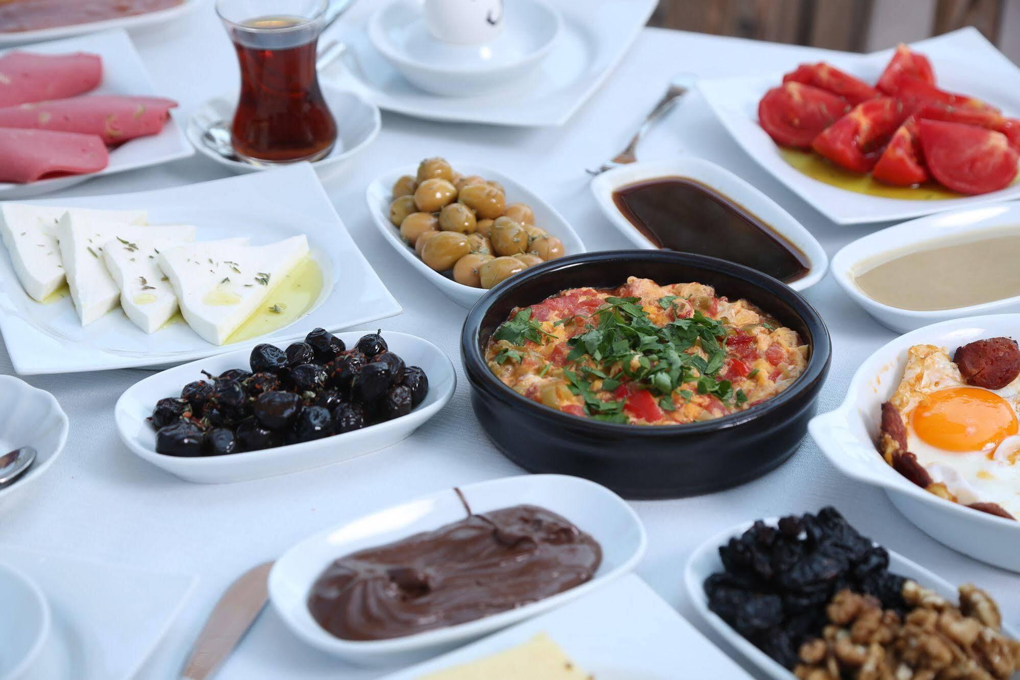 Arya Hotel Karaburun Karaburun  Esterno foto